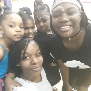 Meet your Posher, Candace